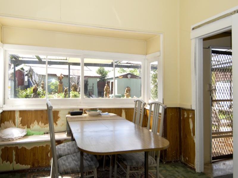 7 St Albans Road, East Geelong image 3