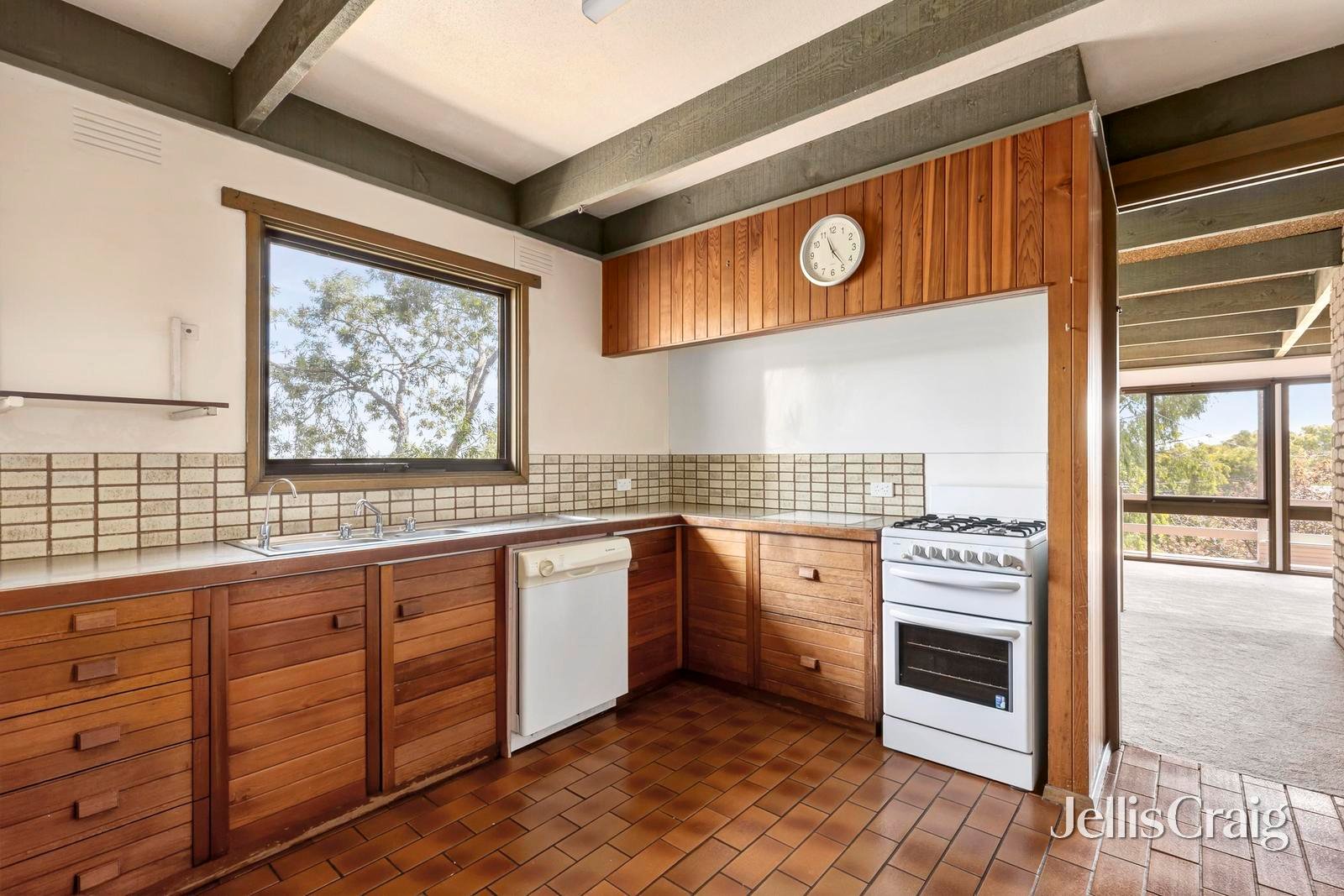 7 St Cloud Court, Highton image 5