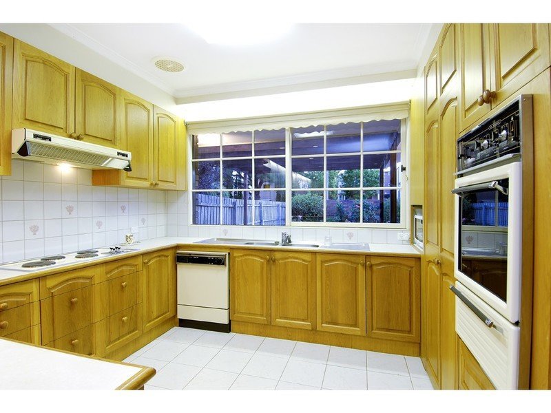 7 St Georges Road, Armadale image 9