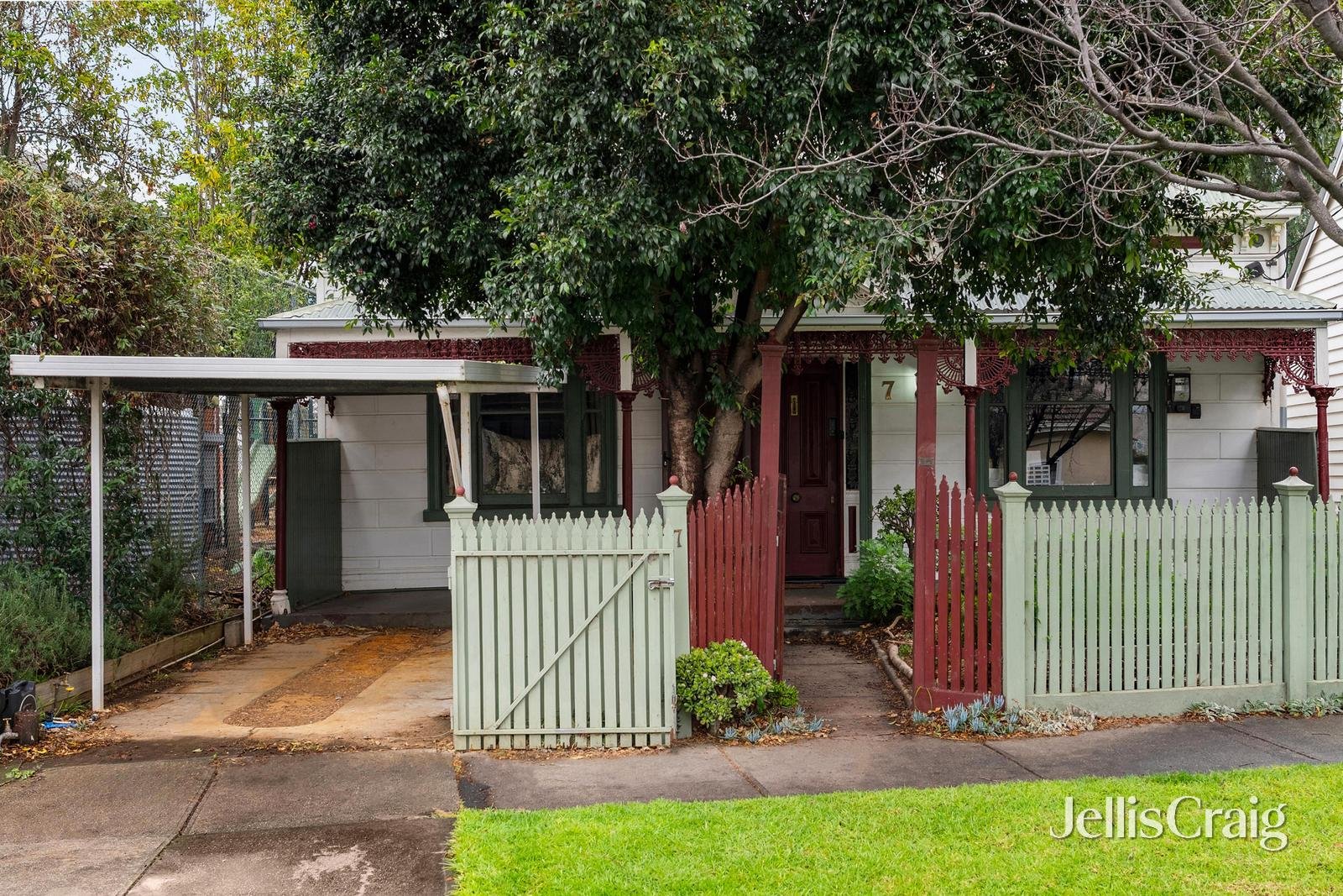 7 Steele Street, Newport image 1