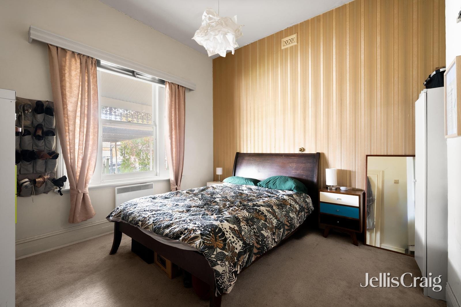 7 Steele Street, Newport image 8