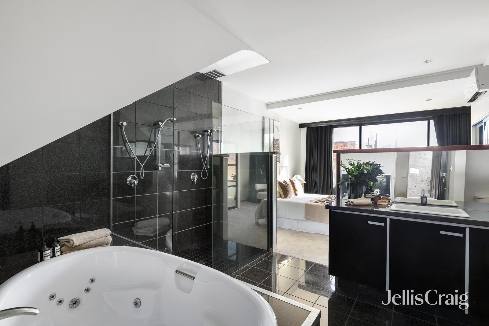 7 Stewart Place, Richmond image 11