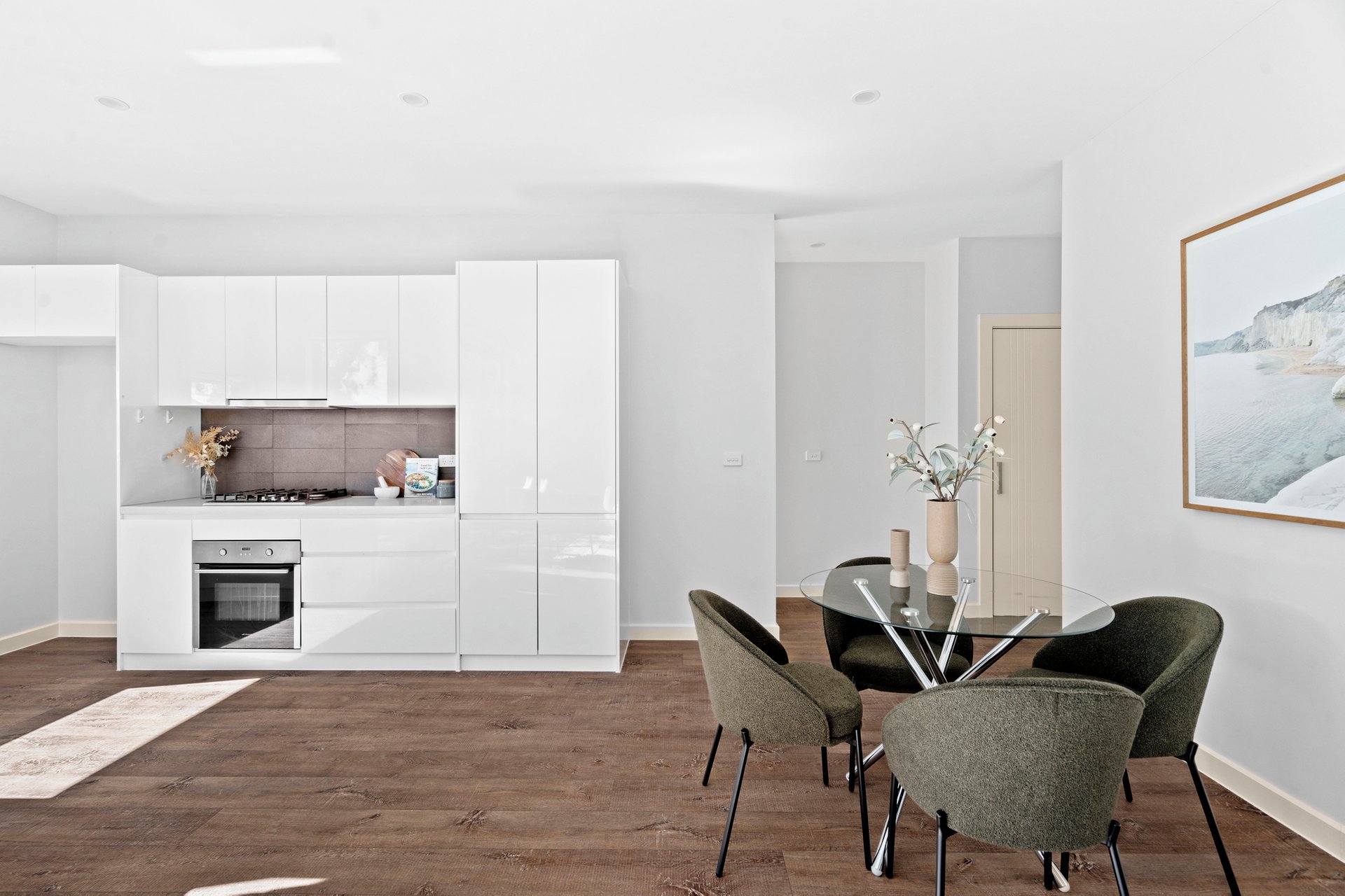 Property Gallery Thumbnail 7