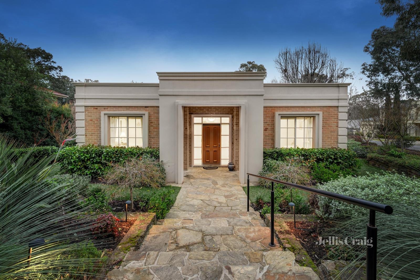 7 Stillwell Place, Templestowe image 2