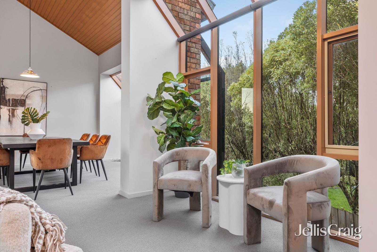 7 Stirling Crescent, Glen Waverley image 6