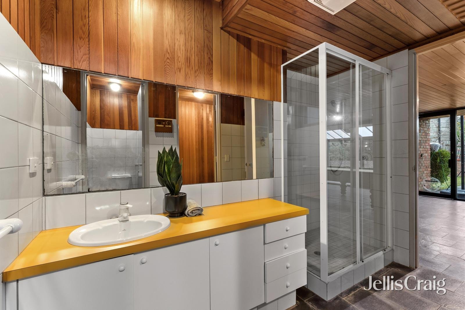 7 Stirling Crescent, Glen Waverley image 18