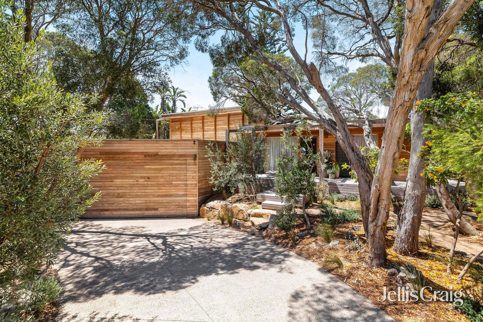 7 Stratford Road, Rye image 1