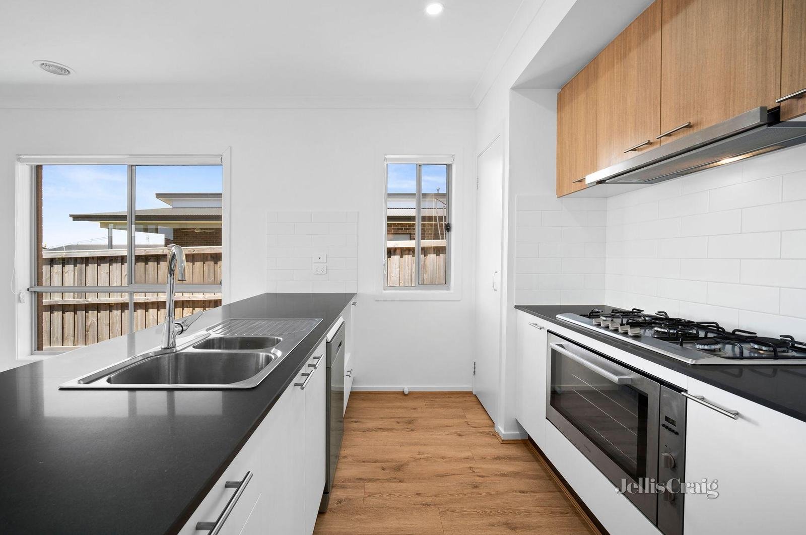 7 Sundance Boulevard, Winter Valley image 3