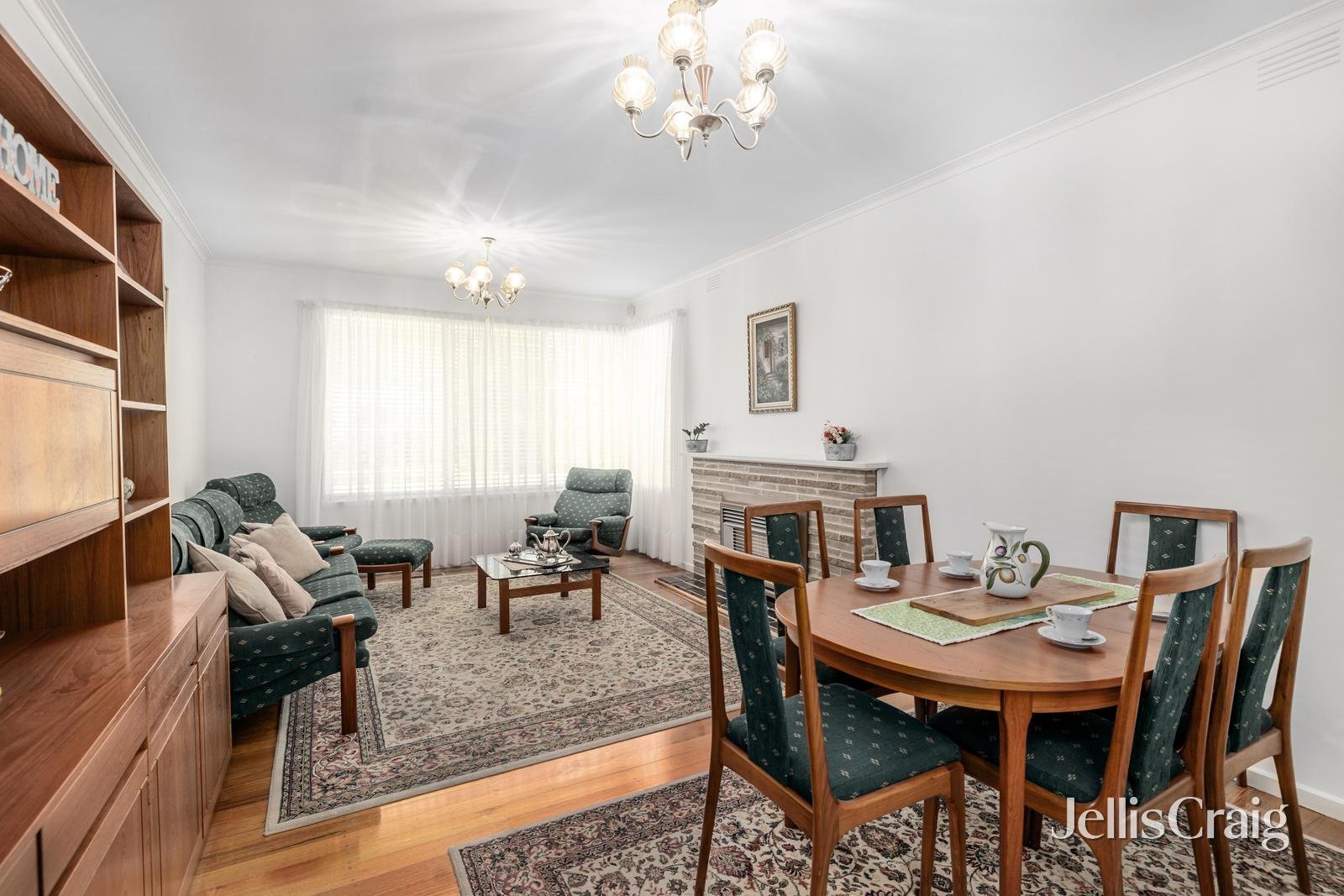 7 Sunhill Road, Mount Waverley image 2