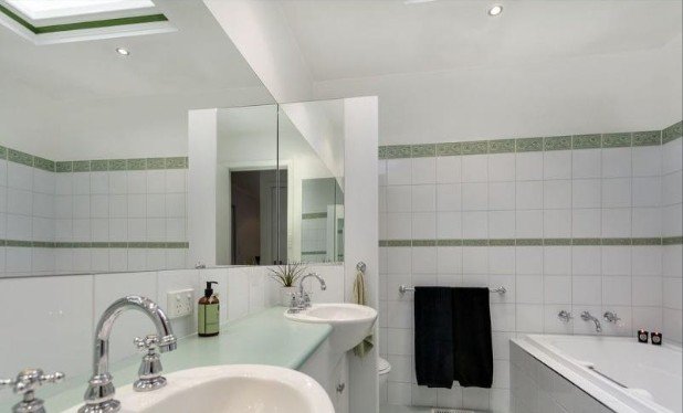 7 Sunray Court, Croydon image 5