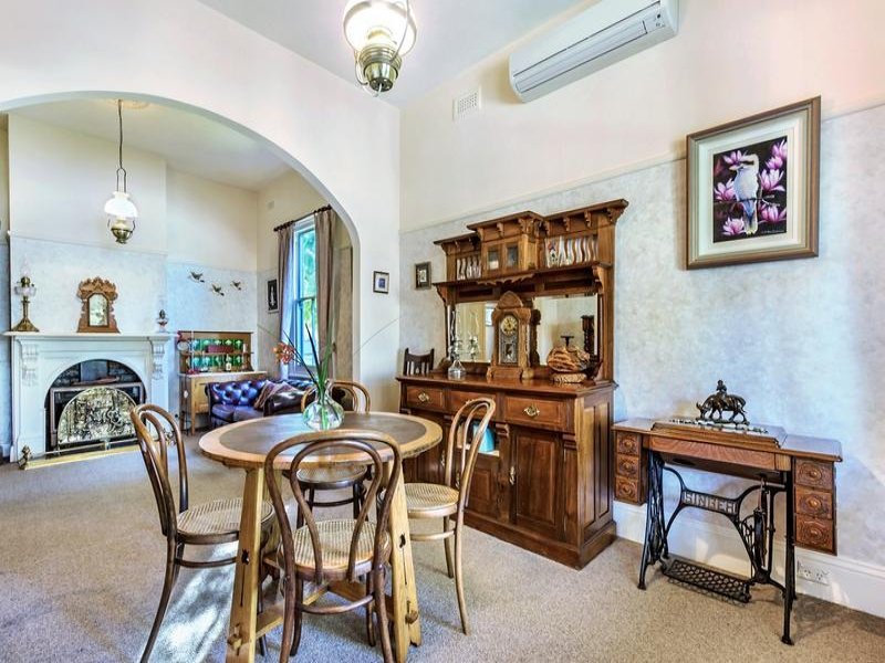 7 Surrey Avenue, Surrey Hills image 4