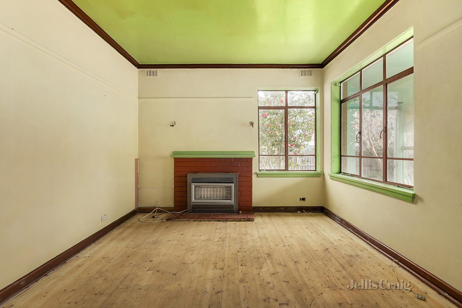 7 Swanston Street, Heidelberg Heights image 4