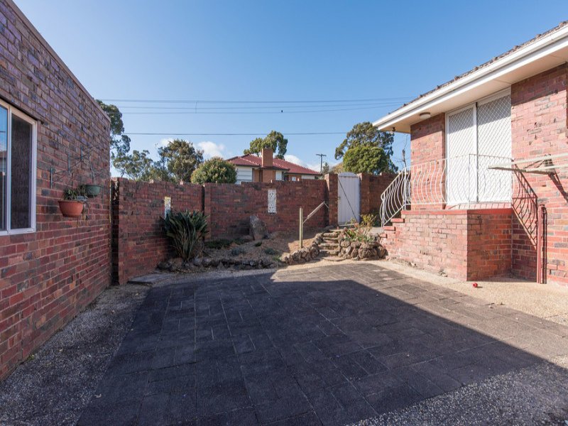 7 Sweetland Road, Mooroolbark image 12