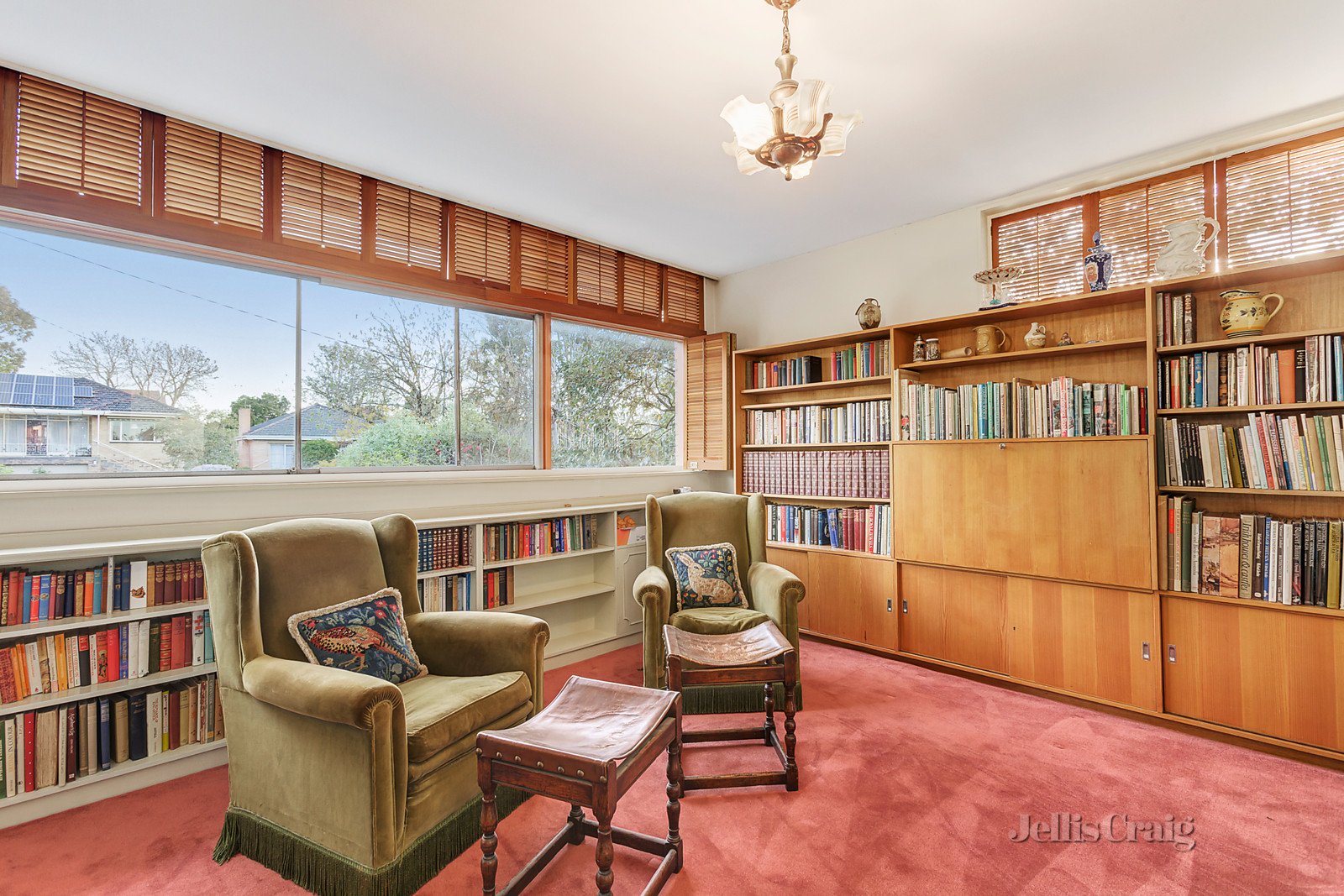 7 Sythney Court, Surrey Hills image 4