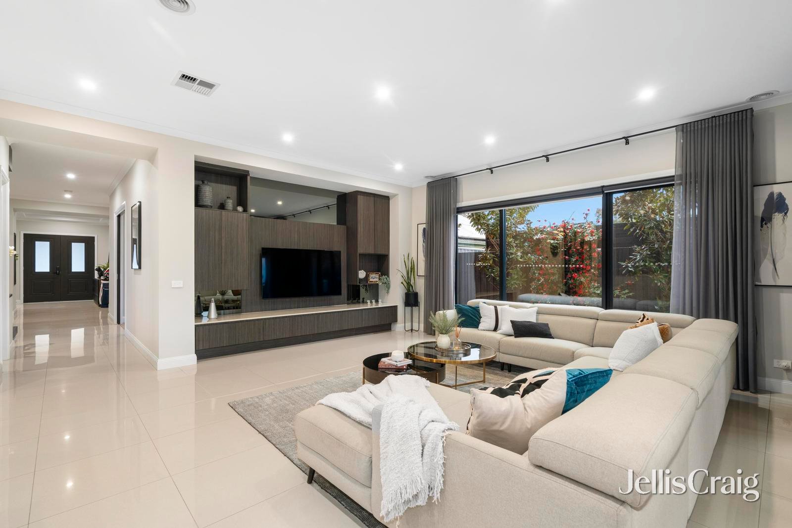 7 Taylor Avenue, Burwood&nbsp;East image 4