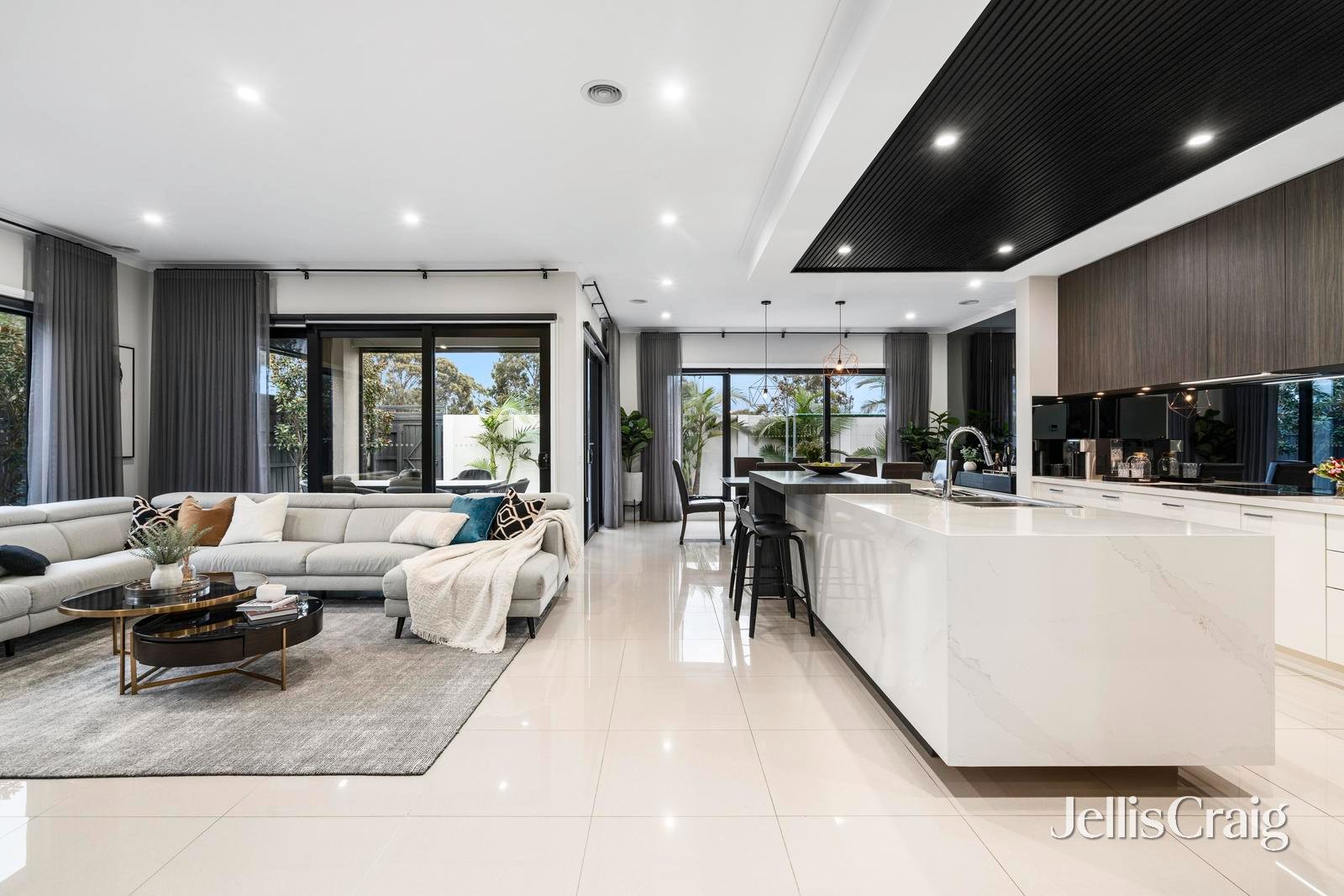 7 Taylor Avenue, Burwood&nbsp;East image 6