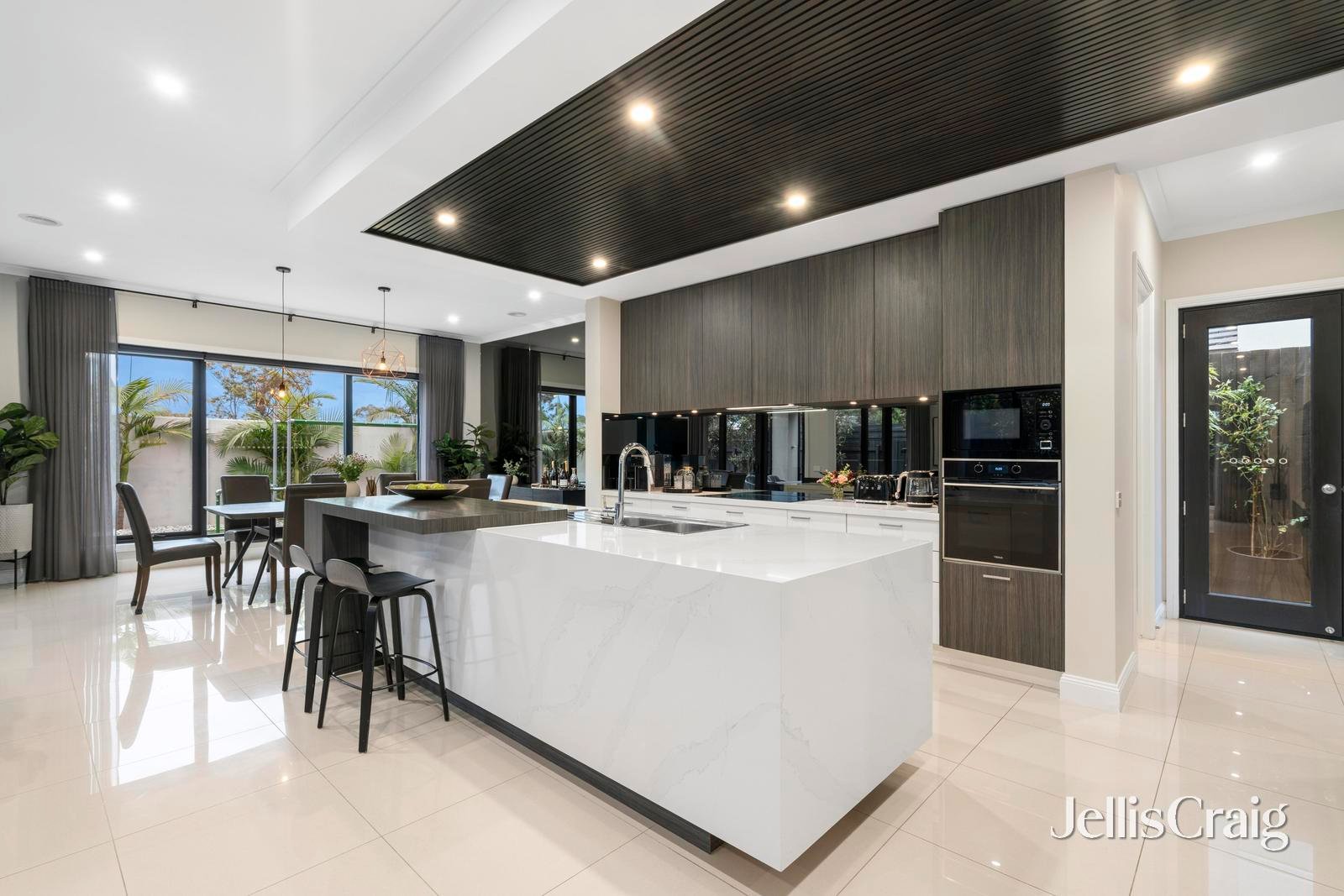 7 Taylor Avenue, Burwood&nbsp;East image 7