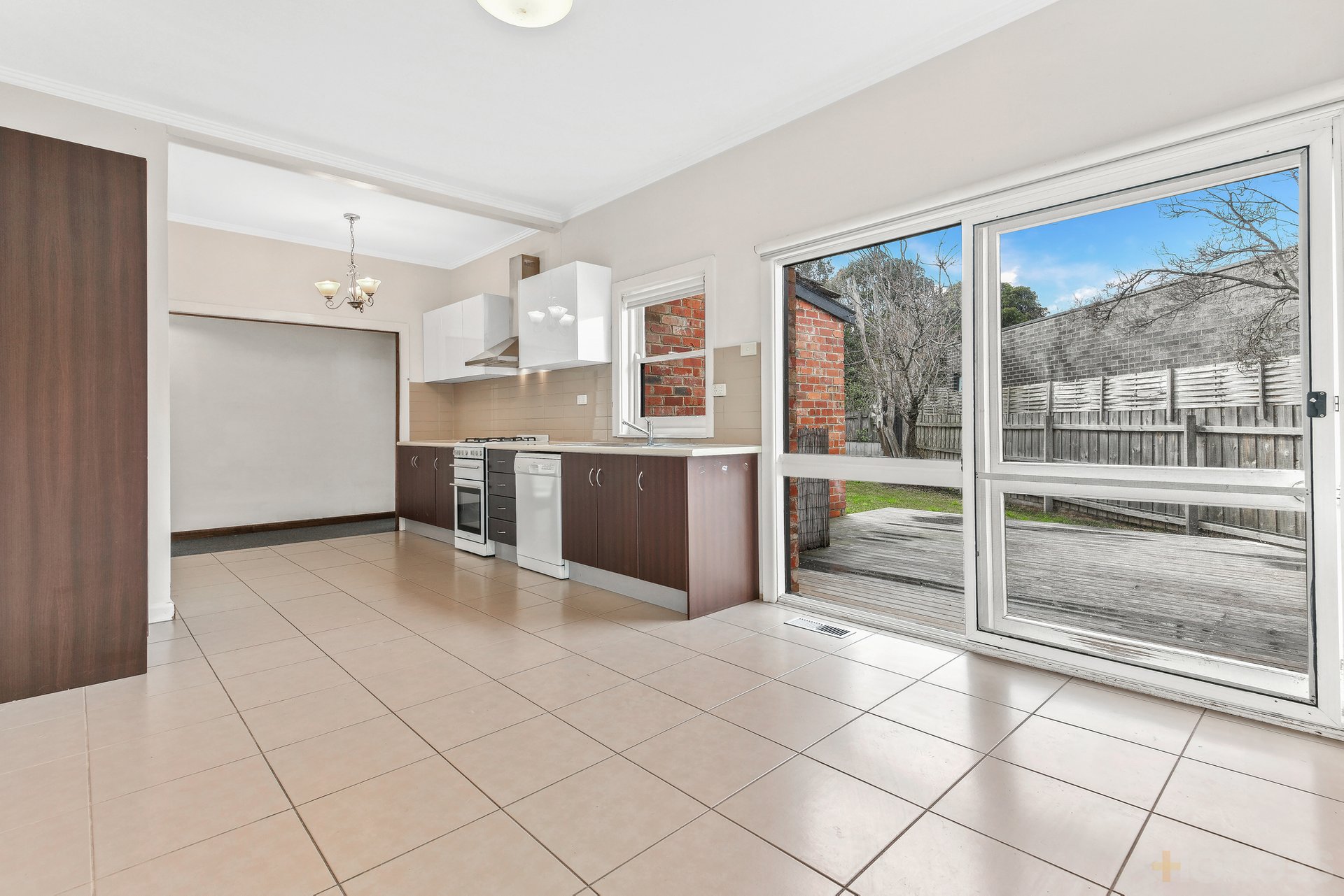 7 Teague Avenue Mentone