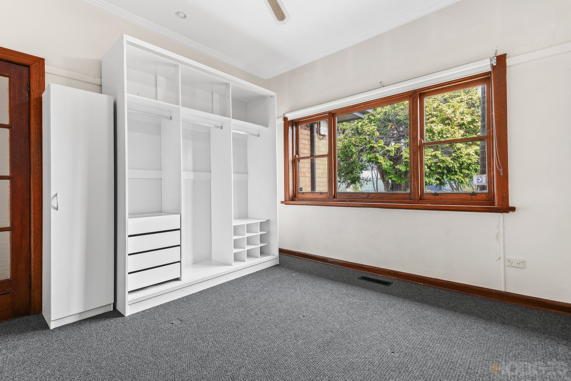 7 Teague Avenue Mentone