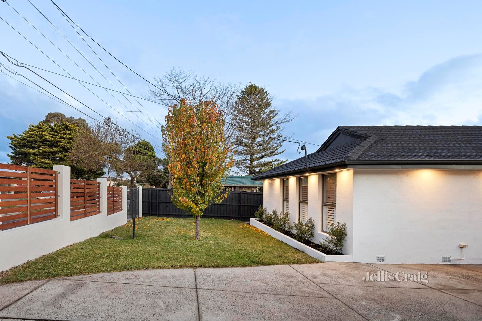 7 Trafalgar Crescent, Bundoora image 2