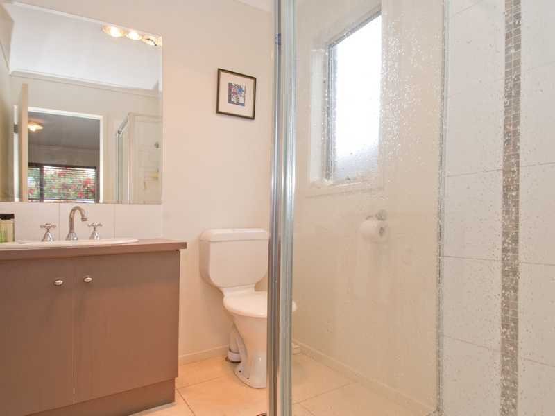 7 Trixia Place, Leopold image 5