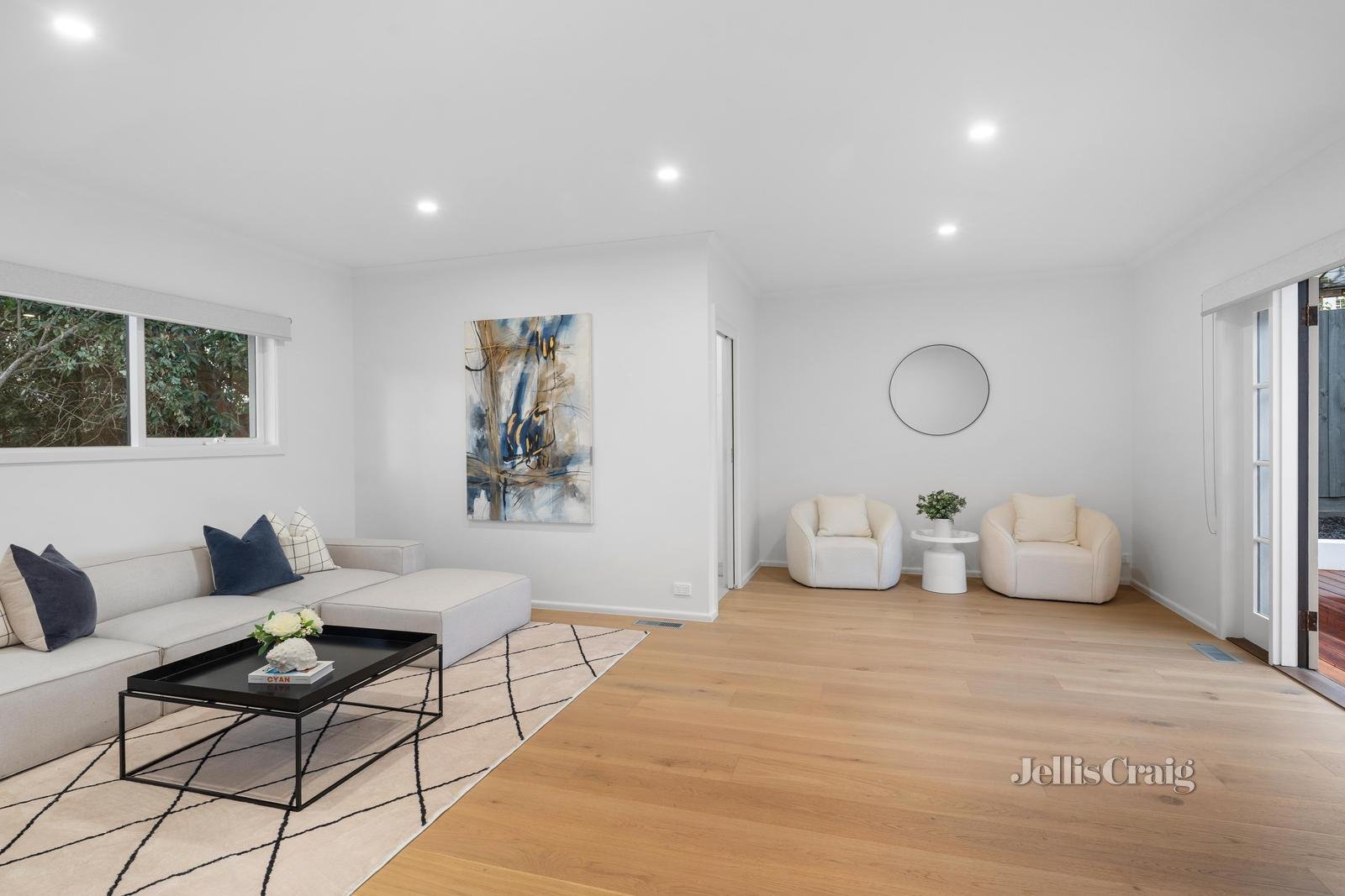 7 Tudor Court, Balwyn North image 2