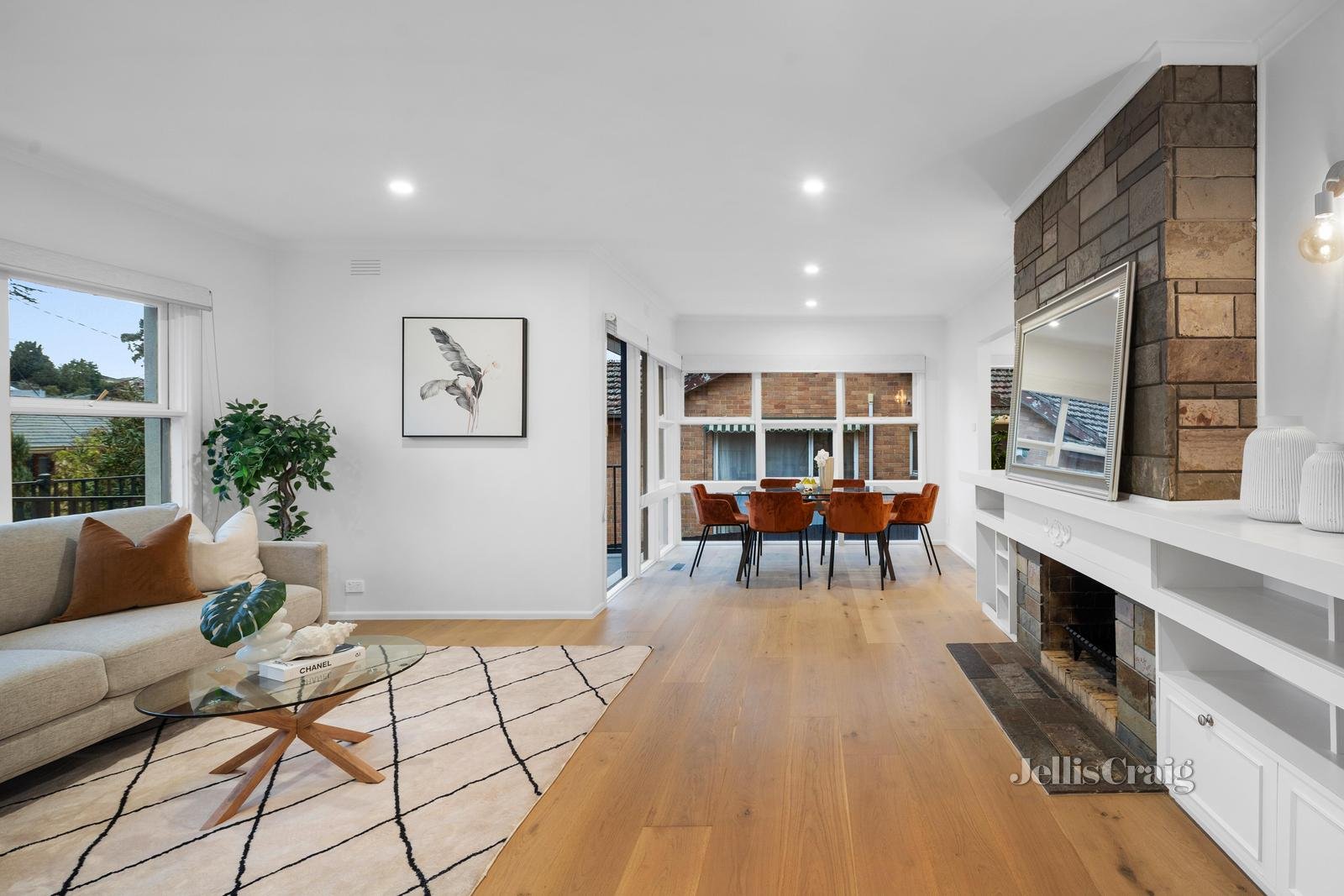 7 Tudor Court, Balwyn North image 3