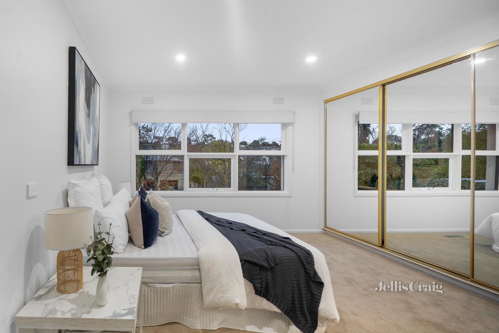 7 Tudor Court, Balwyn North image 8