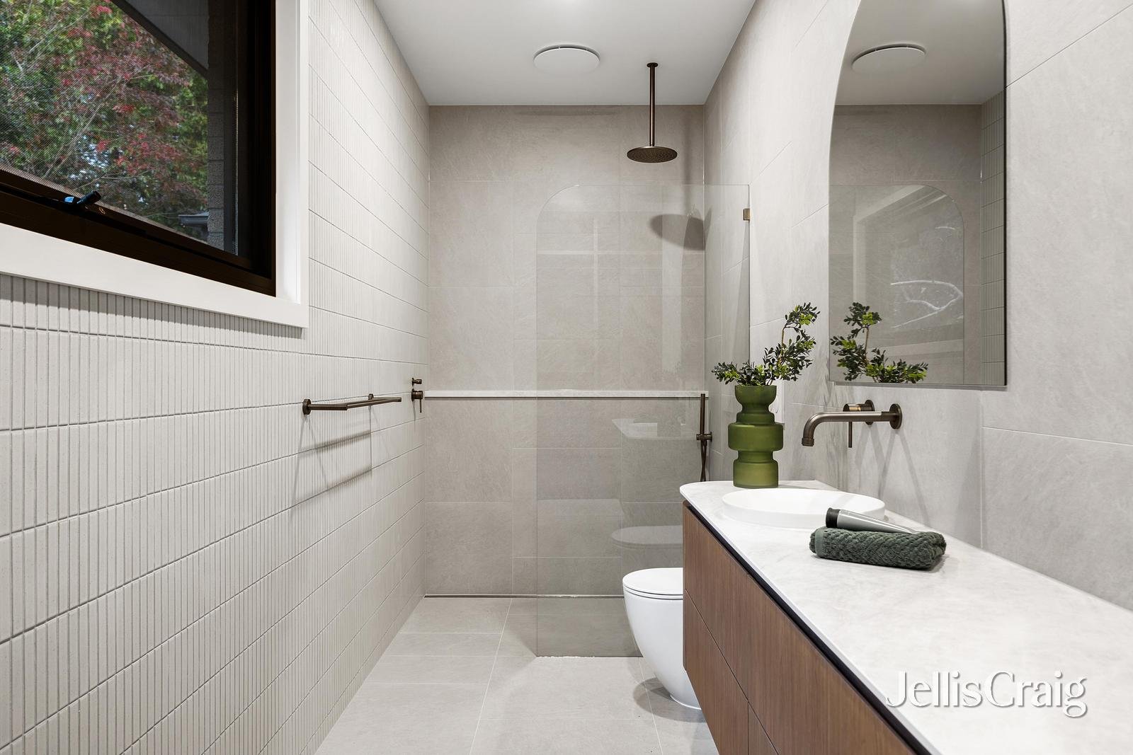 7 Tulip Court, Warranwood image 15