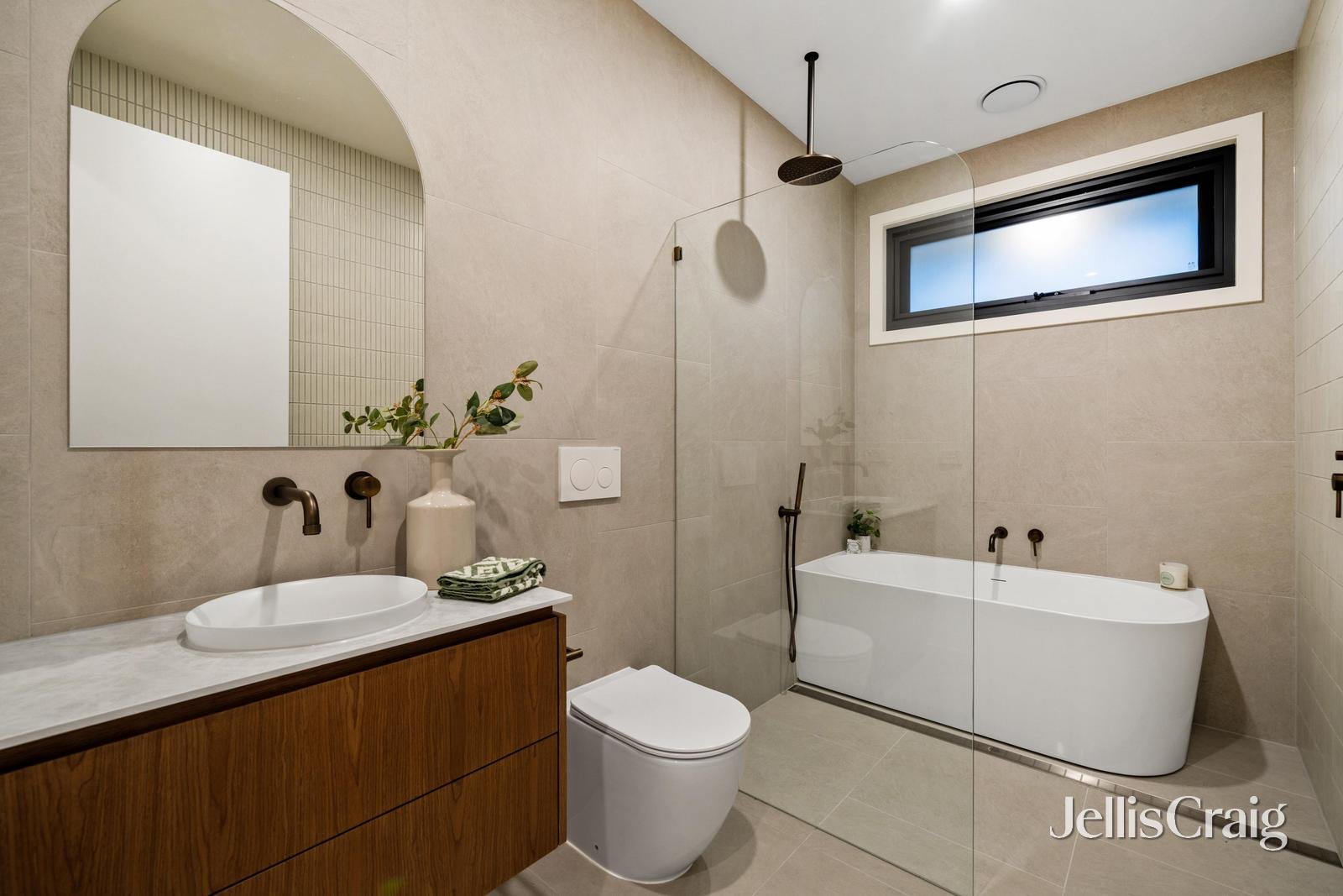 7 Tulip Court, Warranwood image 19