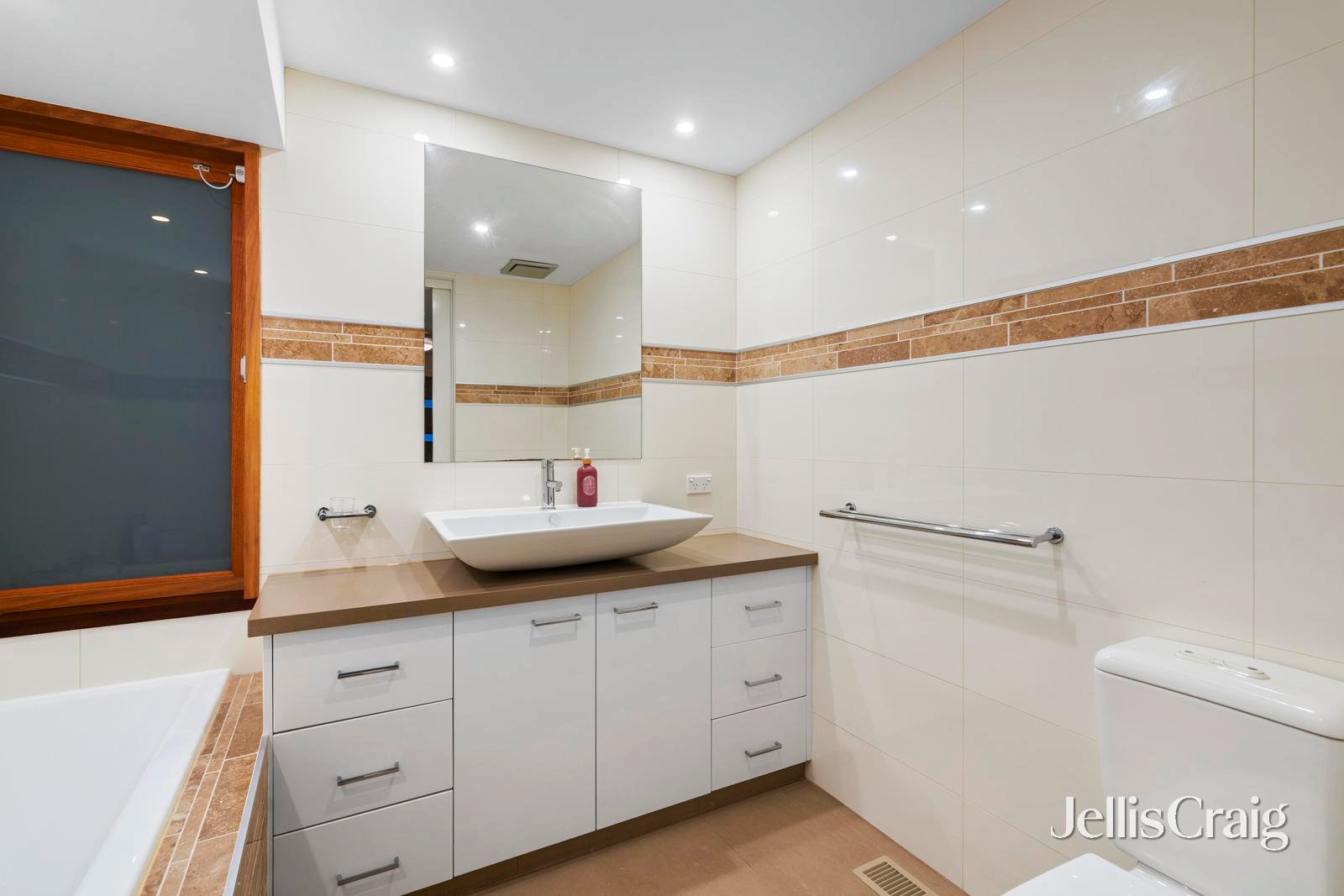 7 Turner Court, Glen&nbsp;Waverley image 9