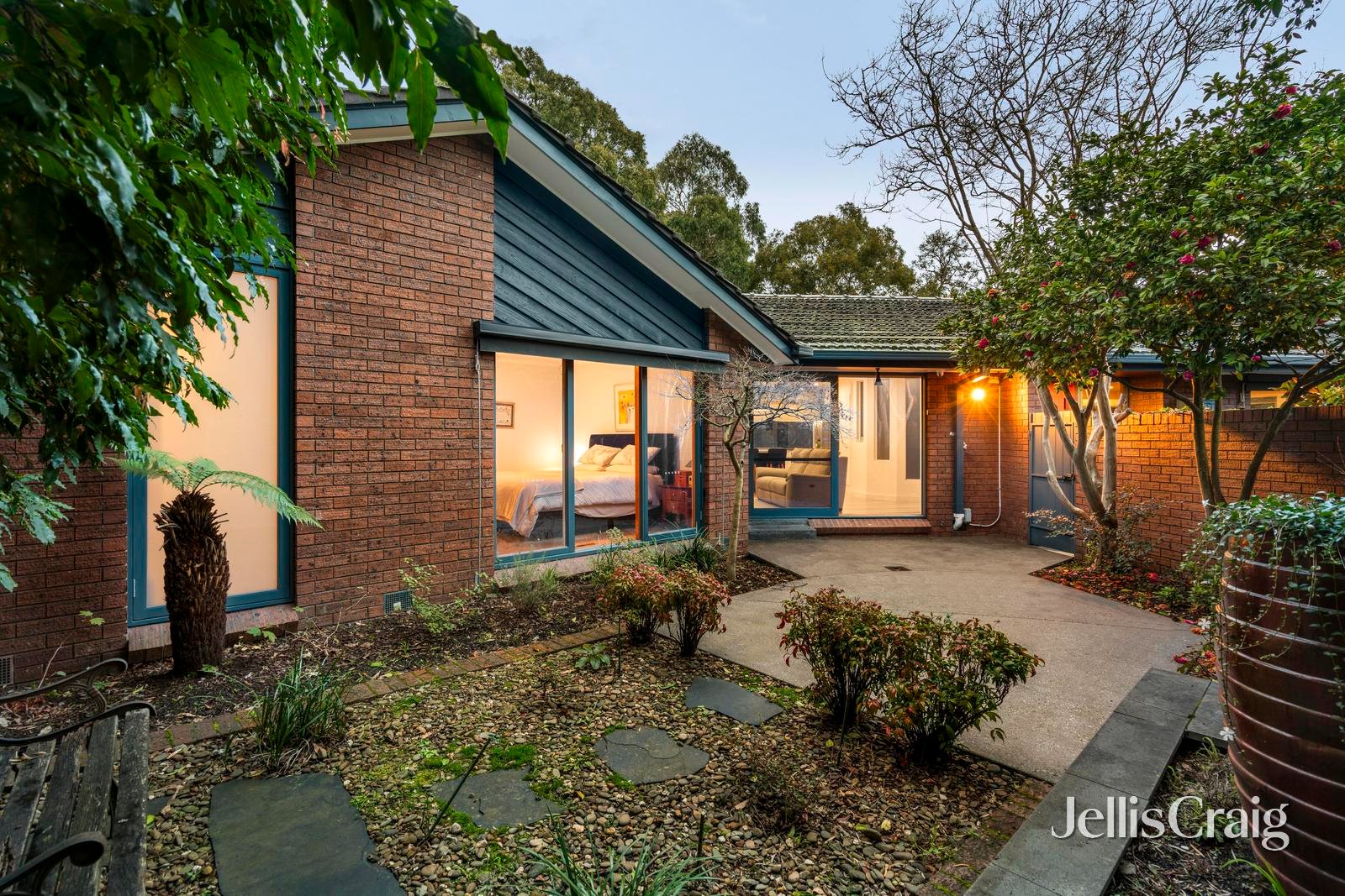 7 Turner Court, Glen&nbsp;Waverley image 12