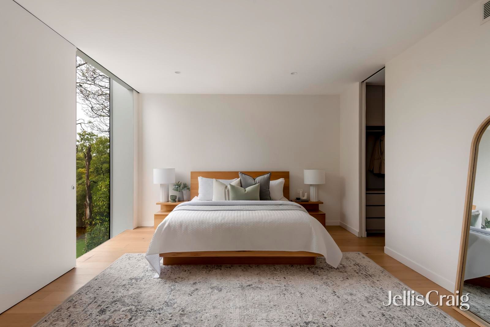 7 Vasey Concourse, Croydon image 15