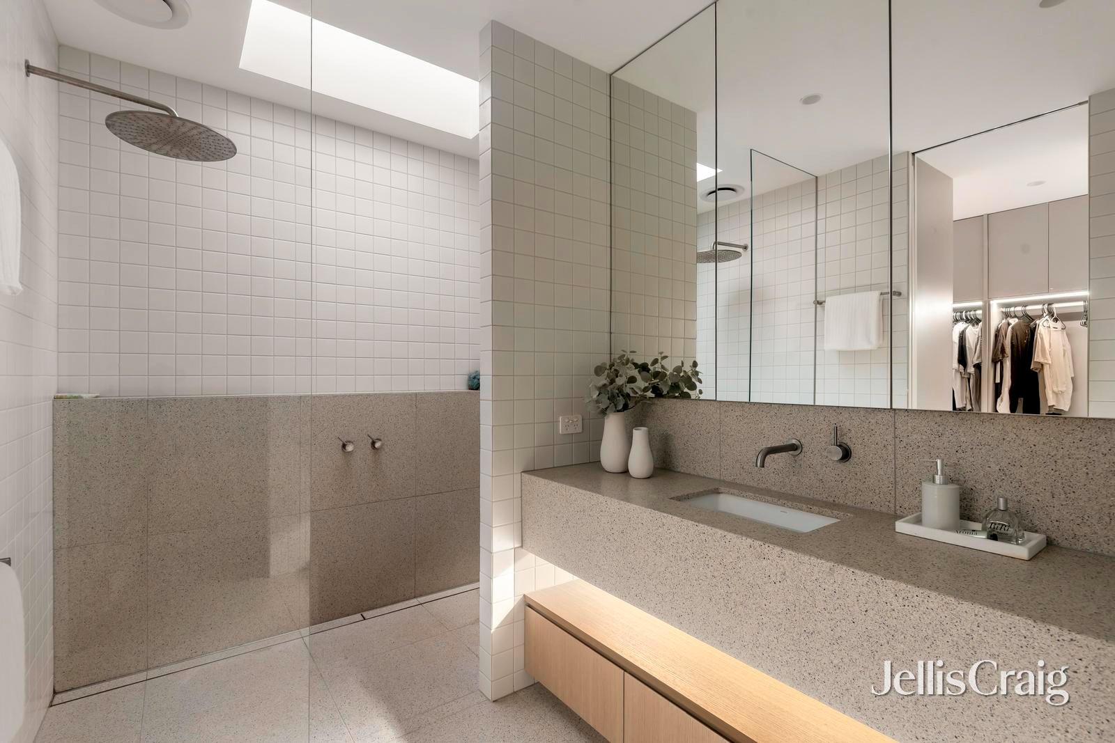 7 Vasey Concourse, Croydon image 18