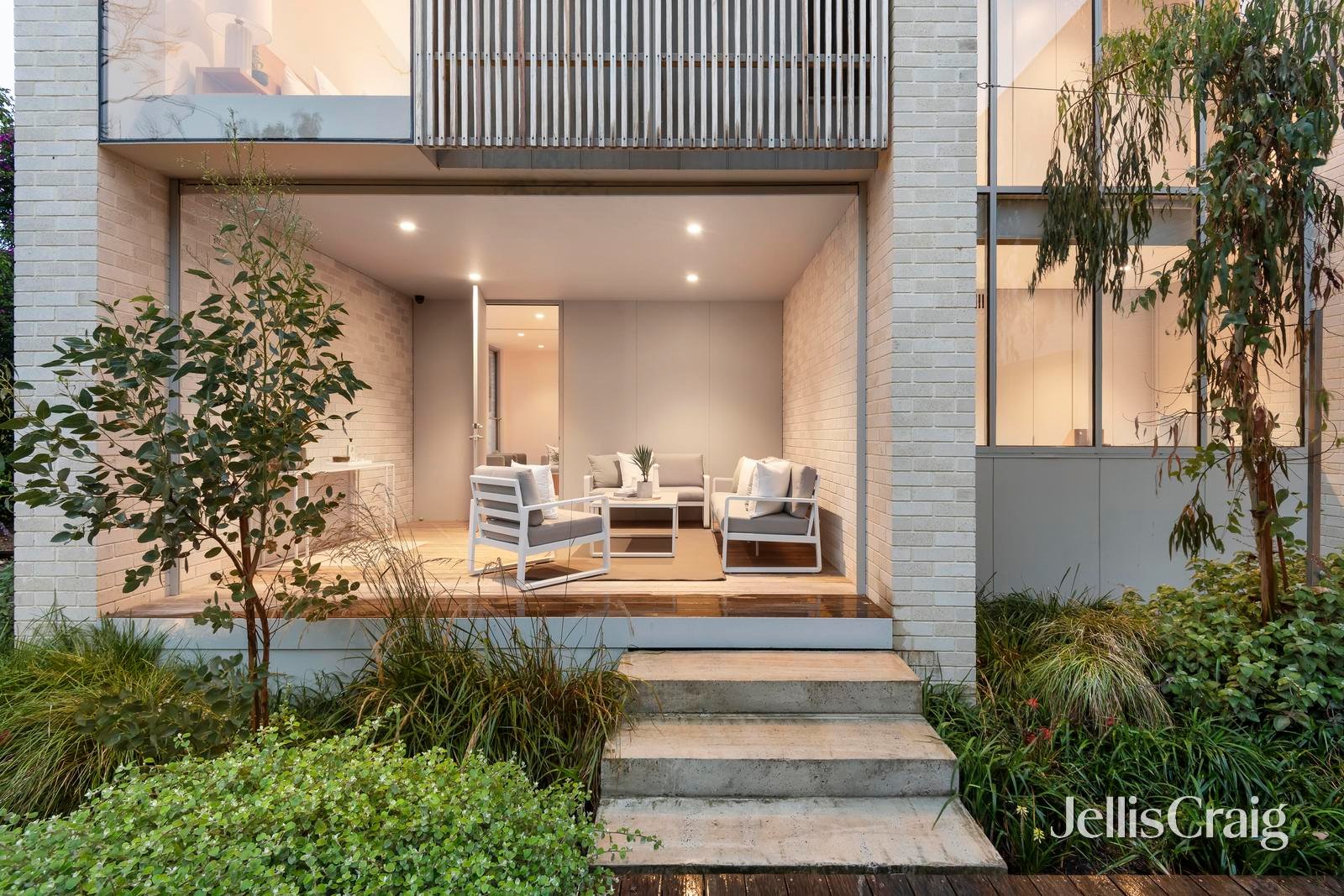 7 Vasey Concourse, Croydon image 25