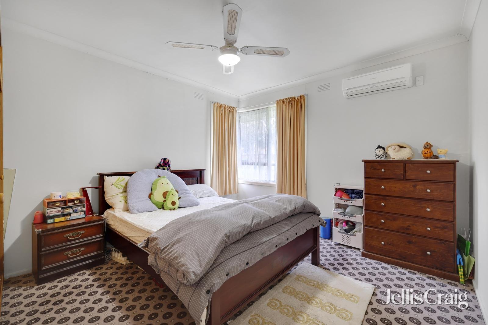 7 Vila Court, Mount Waverley image 5