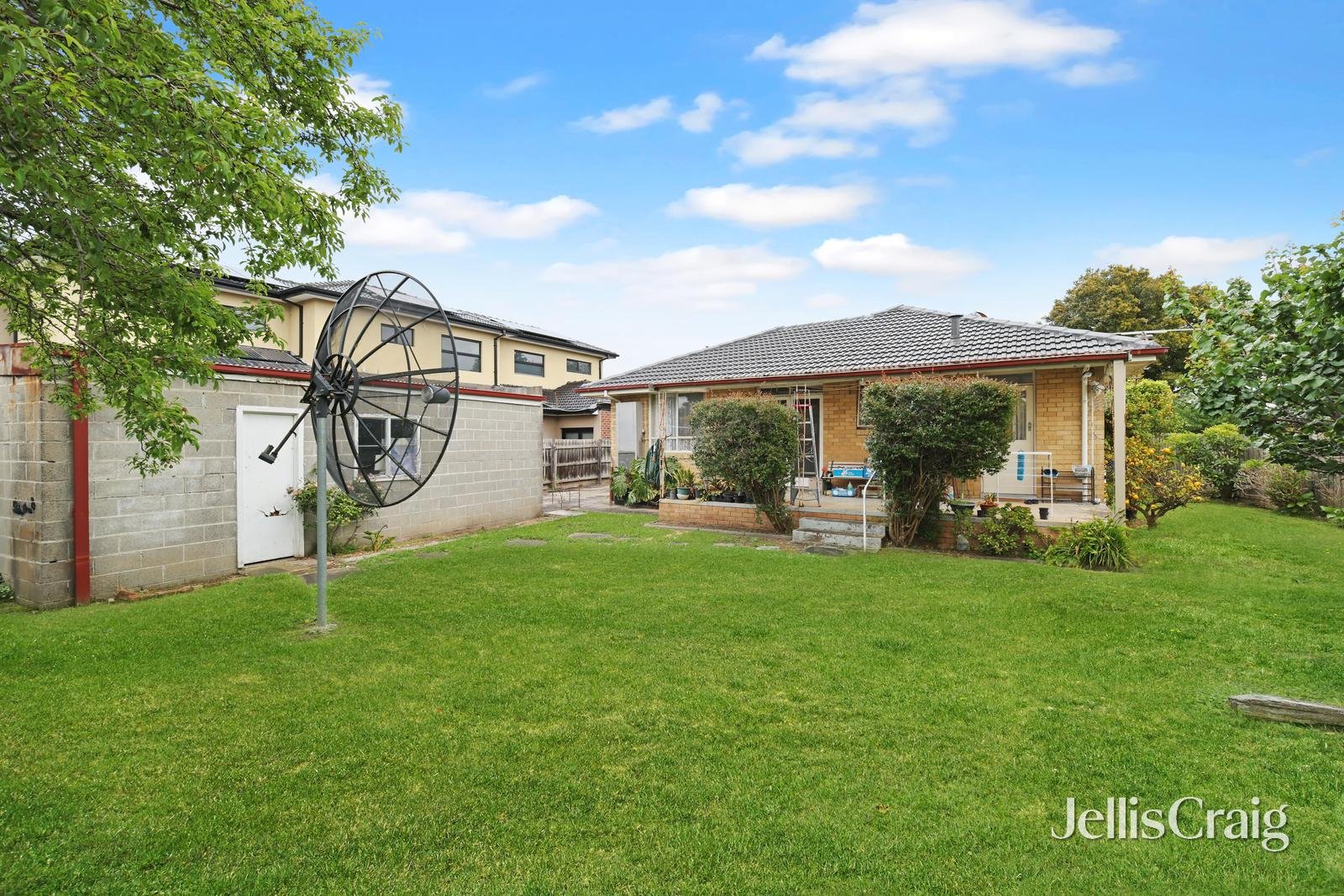 7 Vila Court, Mount Waverley image 8