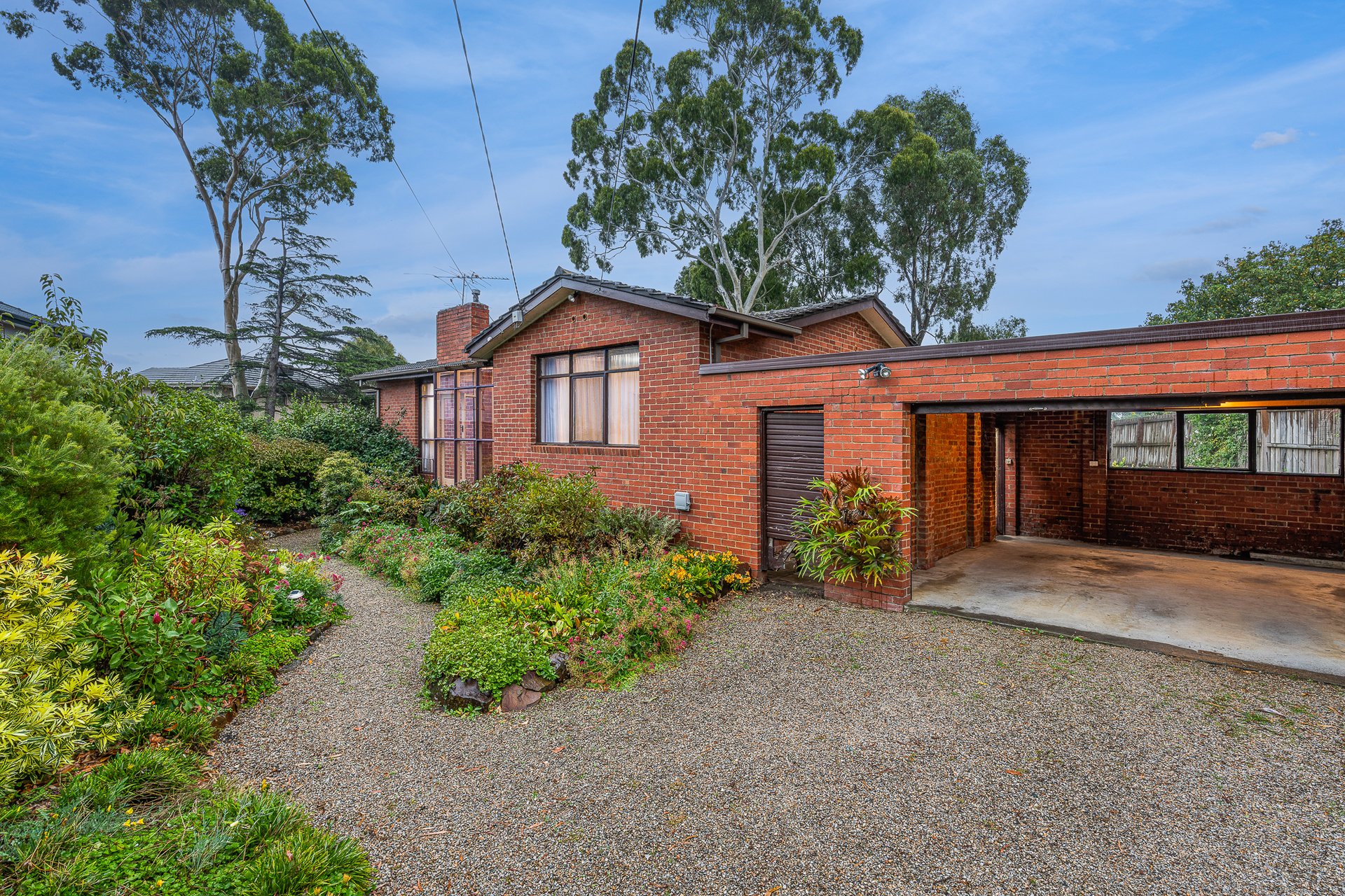 7 Wallabah Street, Mount&nbsp;Waverley image 1