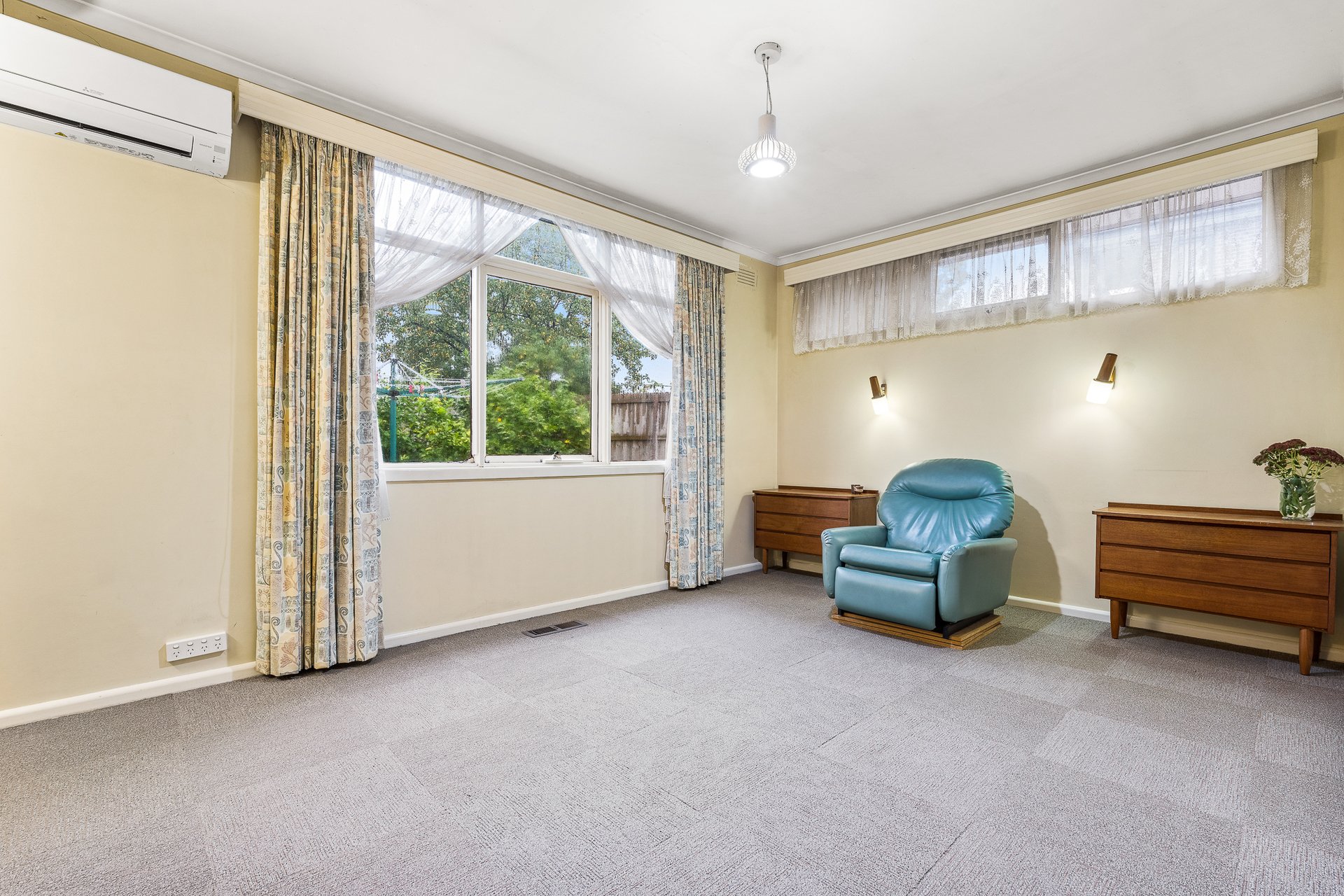 7 Wallabah Street, Mount&nbsp;Waverley image 6