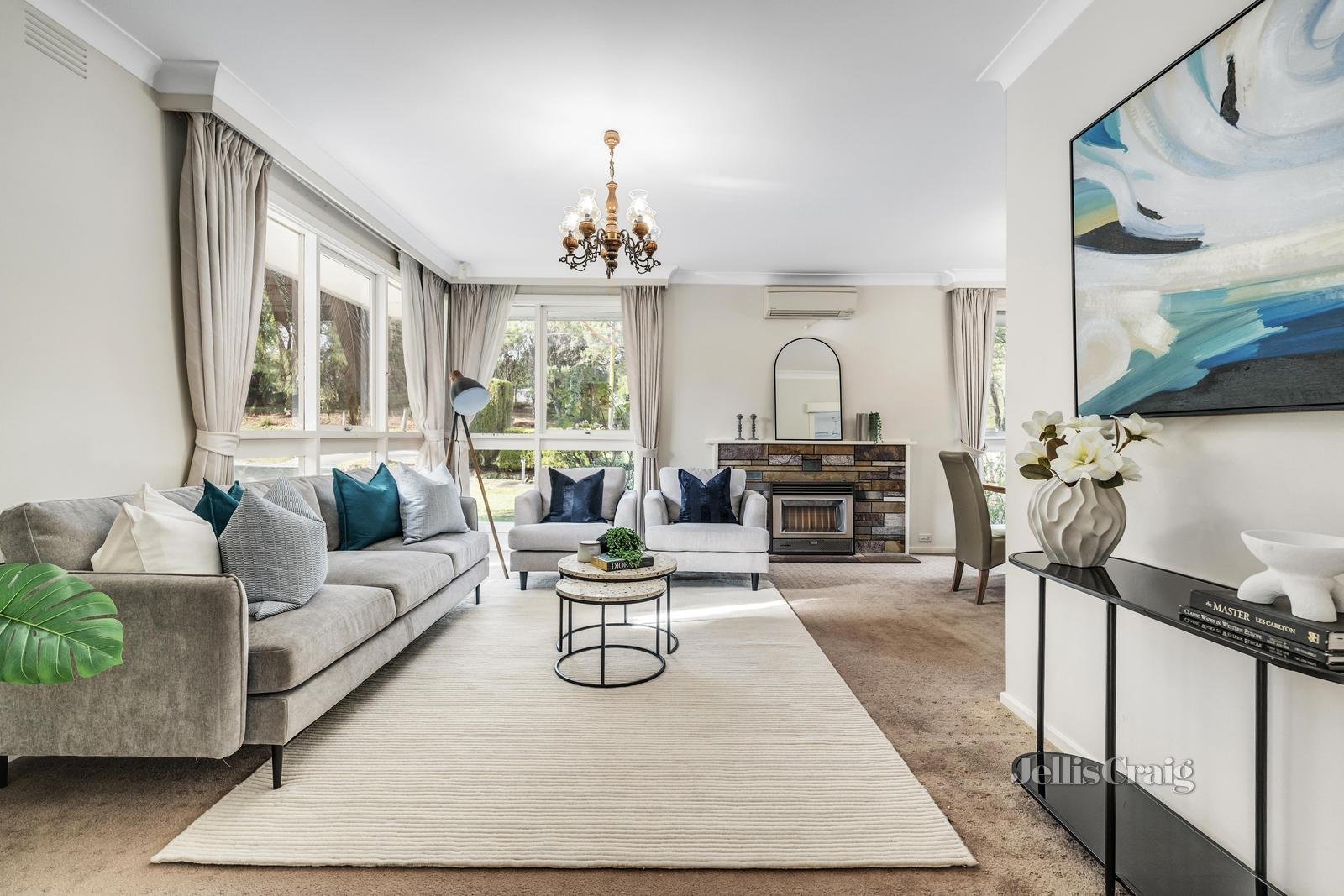 7 Watsons Road, Glen Waverley image 2