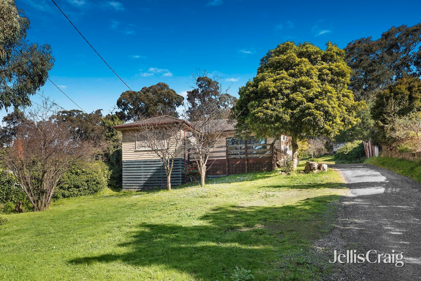 7 Wattle Grove, Eltham image 3