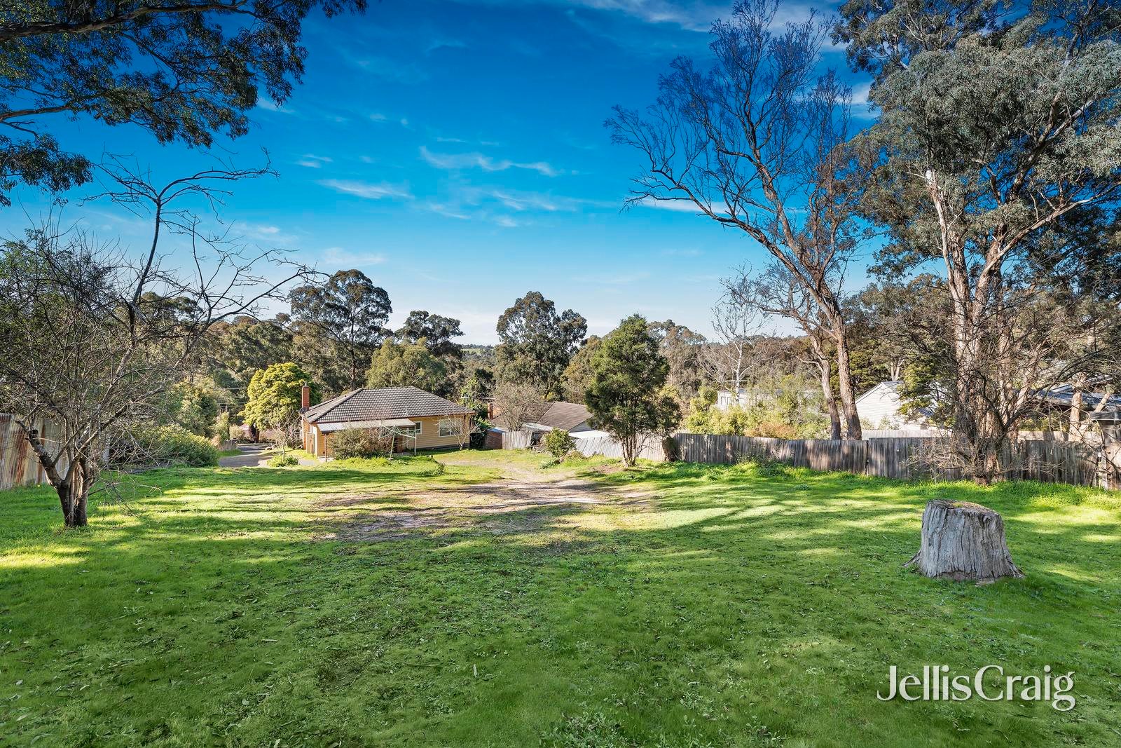 7 Wattle Grove, Eltham image 8