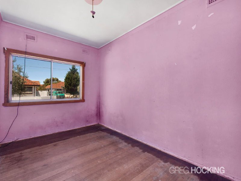 7 Weeroona Street, Port Melbourne image 4