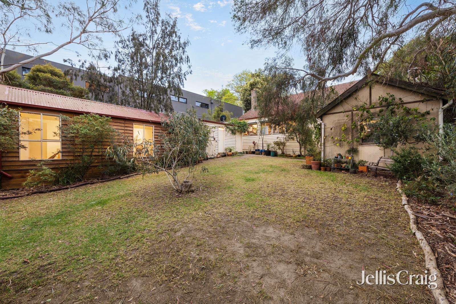 7 Weir Street, Kew image 3
