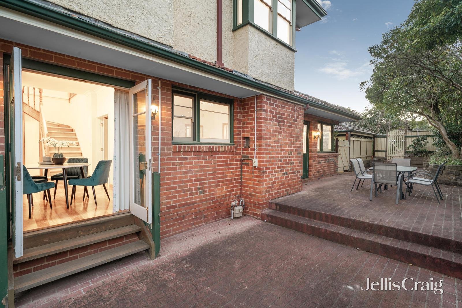 7 West Court, Camberwell image 10