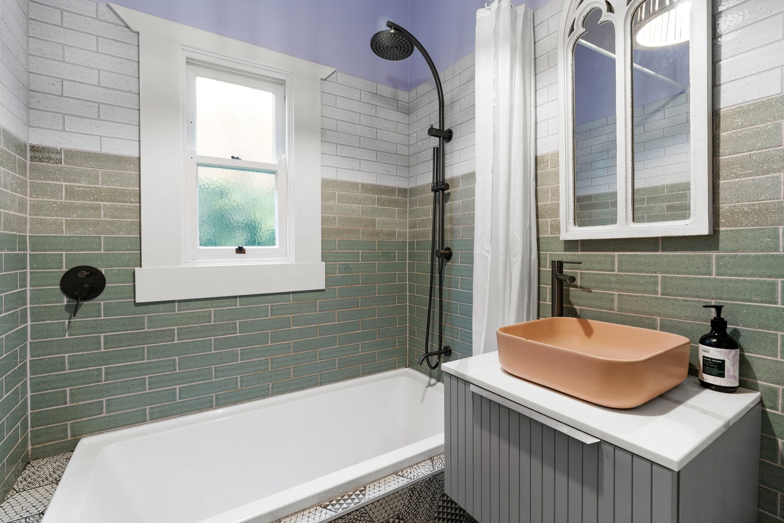 Property Gallery Thumbnail 7