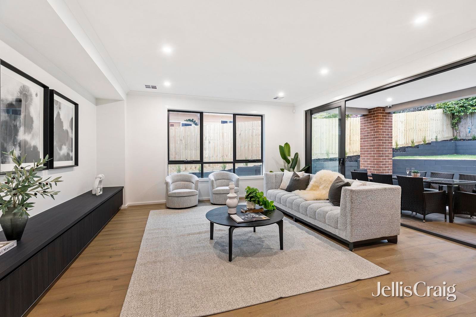 7 William Street, Donvale image 2