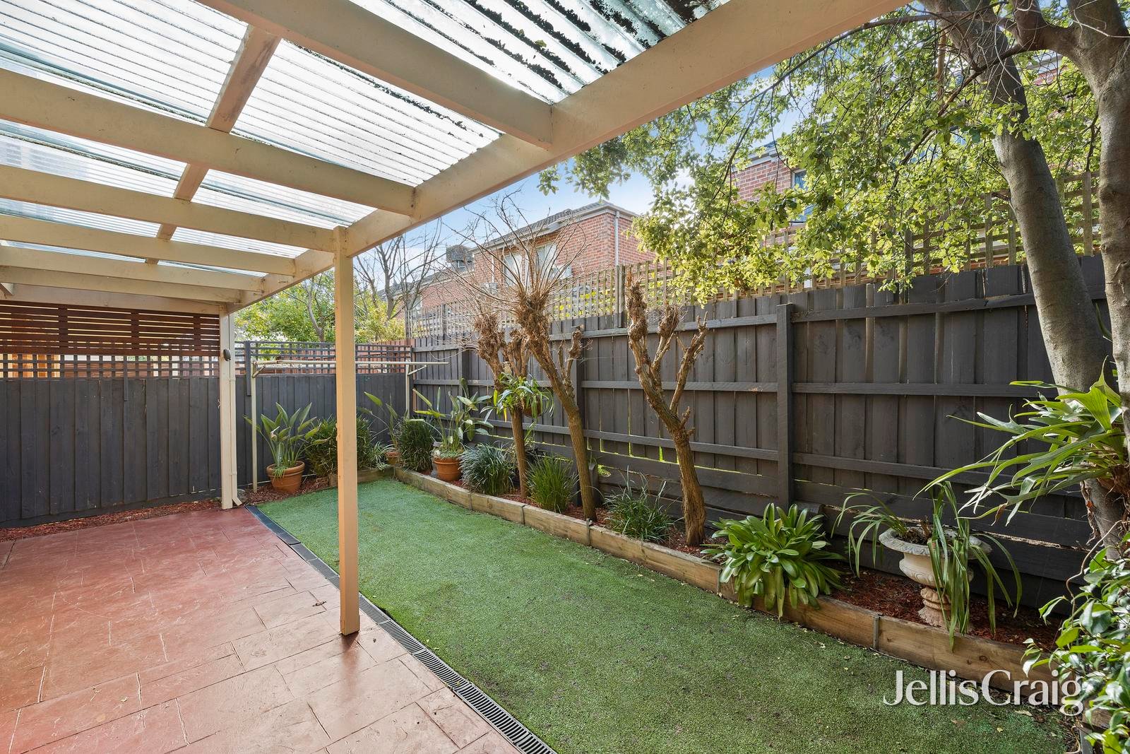 7 Woodlands Grove, Mitcham image 10