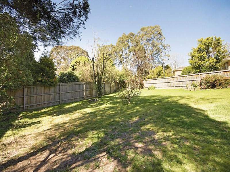 7 Wynyard Crescent, Balwyn North image 6