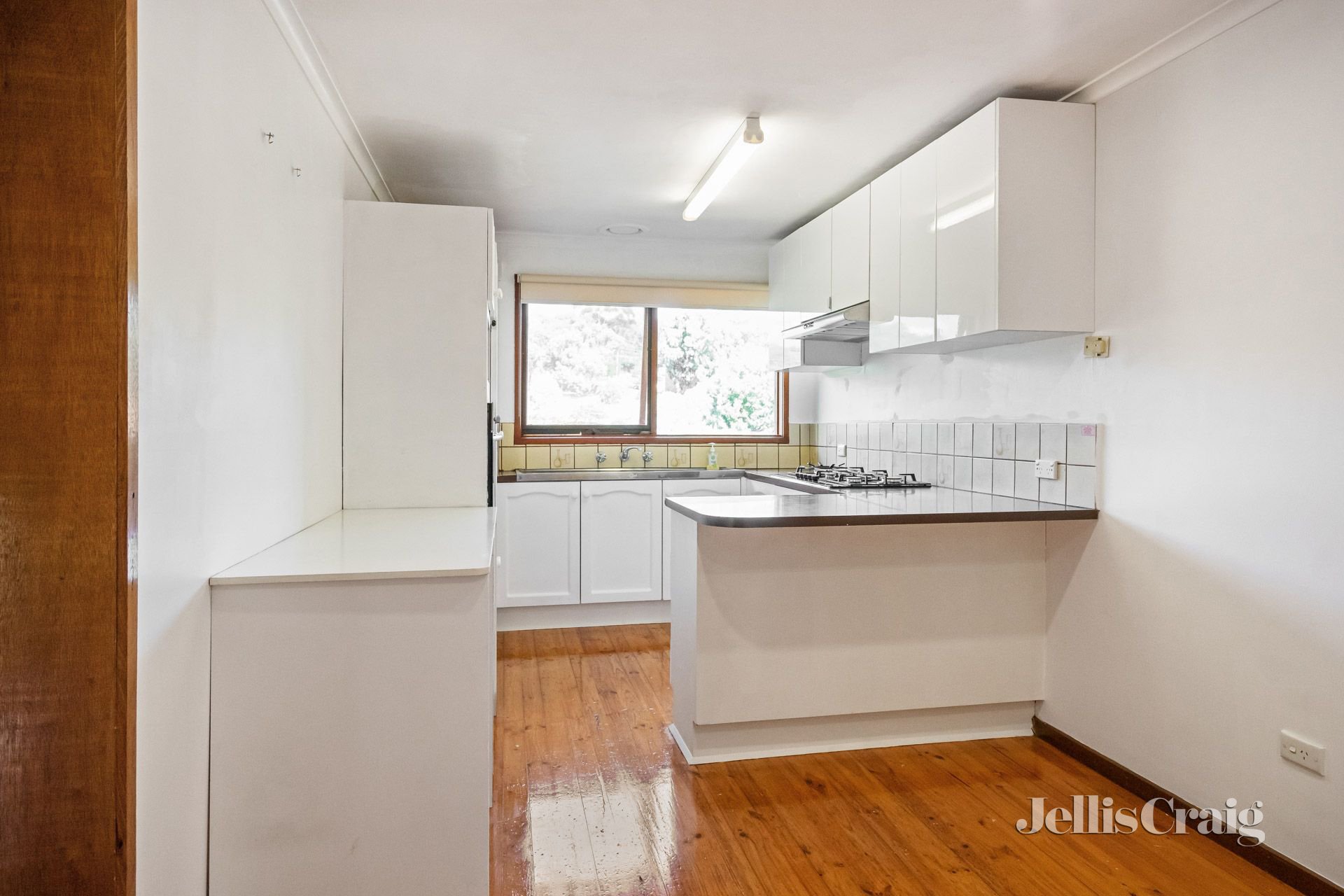 7 Yimbala Cres, Greensborough image 3